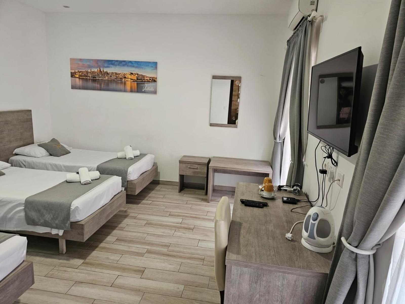 Napoli Suites Studios Aparthotel San Ġiljan Exterior foto