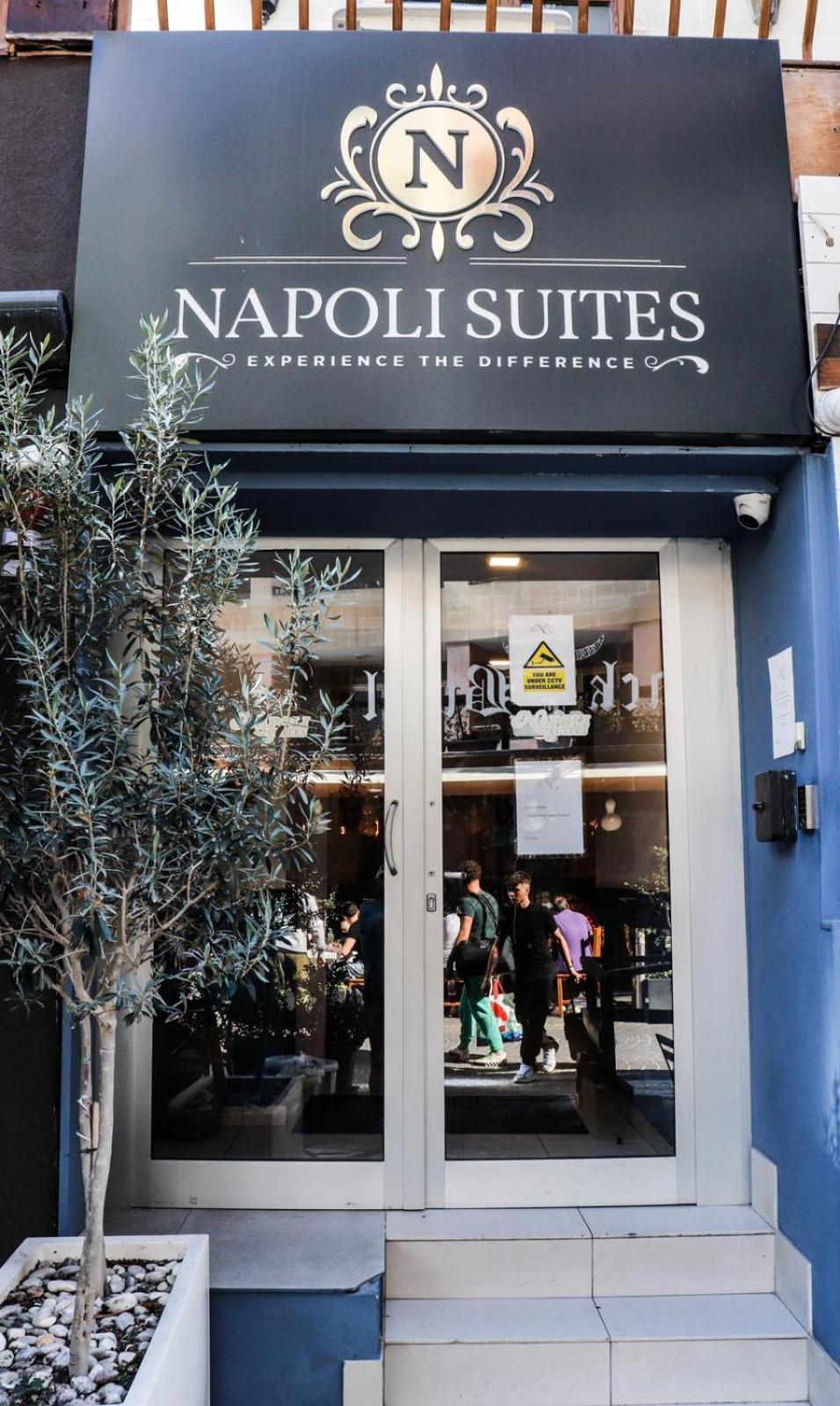 Napoli Suites Studios Aparthotel San Ġiljan Exterior foto